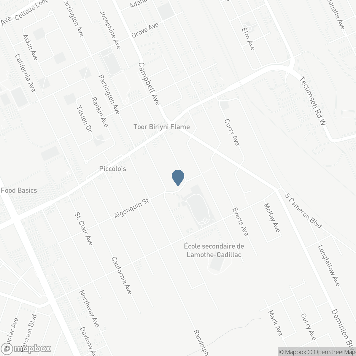 1565 ROXBOROUGH, Windsor, Ontario N9B 3H2